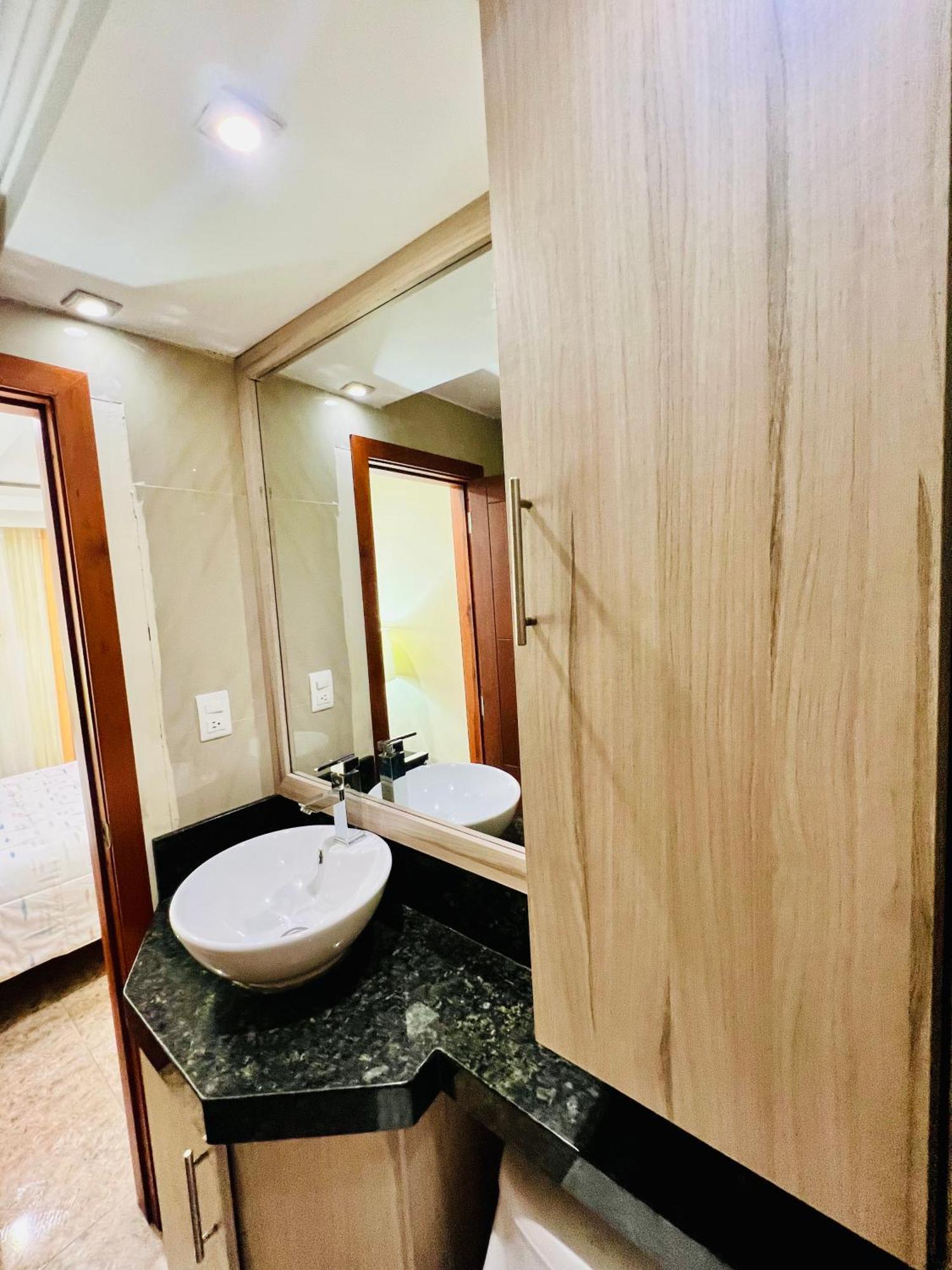 Sol Y Confort Suites Machala Ngoại thất bức ảnh